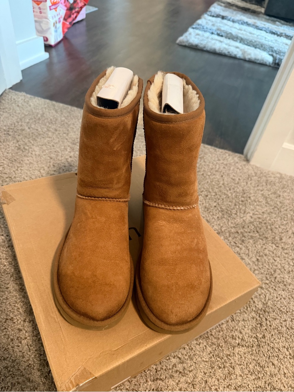 UGG Classic Short Chestnut